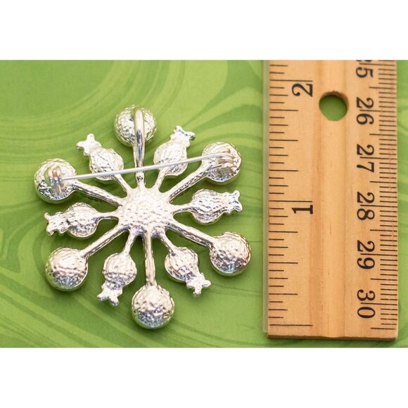 Vintage Fireworks Rhinestone Silver Tone Snowflake Brooch - W19 - Picture 2 of 2
